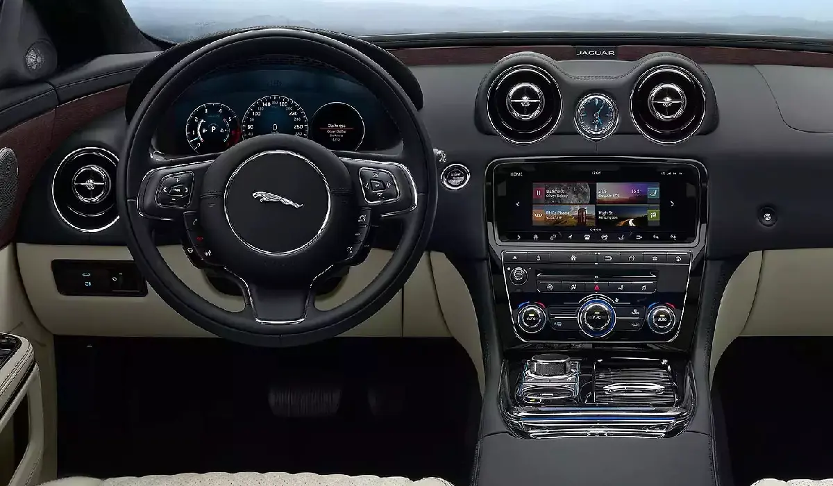 Jaguar - XJ Portfolio 3.0L - Car Rentals Near me - Used Cars Near me - Exclusive Concierge Club.webp